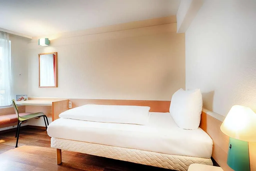 B&B Hotel Dusseldorf-Hbf Niemcy