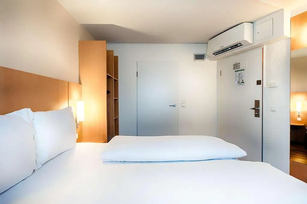 B&B Hotel Dusseldorf-Hbf Dusseldorf